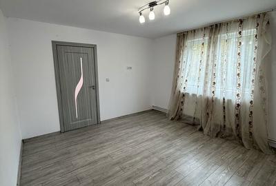 Casă cu 4 camere în Stracoș - 7