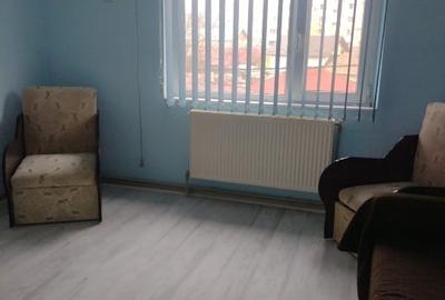 Apartament cu 2 camere semidecomandat, mobilat în Sud - 9
