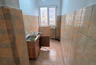 Apartament cu 2 camere semidecomandat în Inel II - 2
