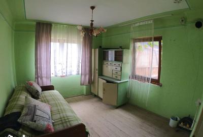 Casă cu 3 camere cu Teren 1350 Mp în Central - 4