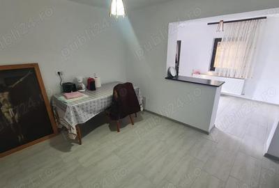 Casă cu 2 camere cu Teren 562 Mp în Central - 2