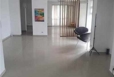 Birou, de 48 mp, în Central - 4