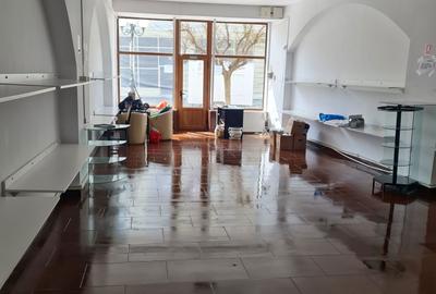 Spațiu comercial, de 65 mp, în Nicolae Bălcescu - 1