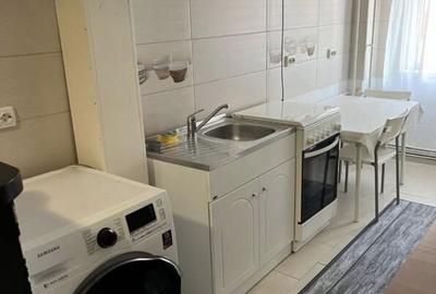 Apartament cu 2 camere decomandat în Cetate