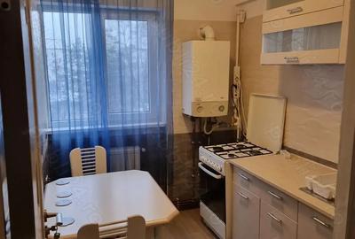 Apartament cu 4 camere nedecomandat în Central - 2