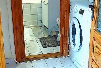 Apartament cu 3 camere semidecomandat în Micro 3 - 8