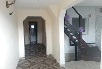 Casă cu 4 camere cu Teren 700 Mp în Central - 5