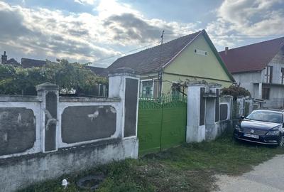 Casă cu 3 camere cu Teren 1634 Mp în Săbolciu - 2