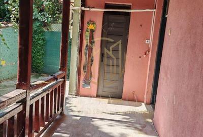 Eroii Revolu?iei Metrou casa singur curte 76000eur Eroii Revolu?iei Metrou casa singur curte 76000eur - 5