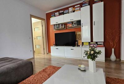 Apartament cu 3 camere decomandat în Central - 1