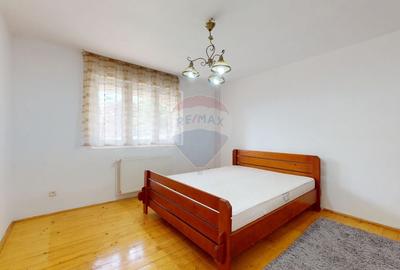 Casă individuală cu 10 camere cu Teren 710 Mp în Central - 17