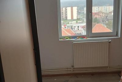 Apartament cu 3 camere decomandat în Mătăsari - 6