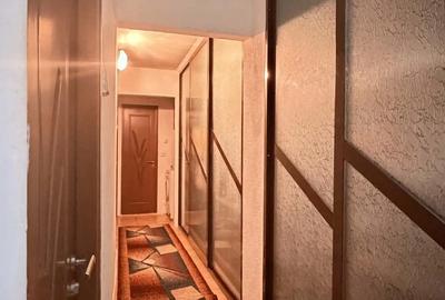 Apartament cu 3 camere decomandat în Central - 3