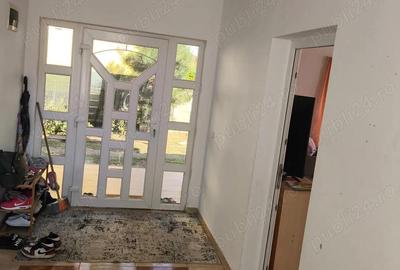 Casă cu 5 camere cu Teren 722 Mp în Central - 9