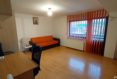 Inchiriez garsoniera in cartierul Noua, 40 m2 - 9