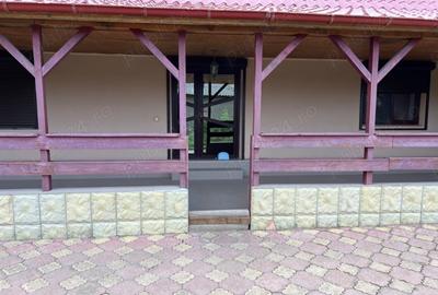 Casă cu 5 camere în Satu Nou - 5