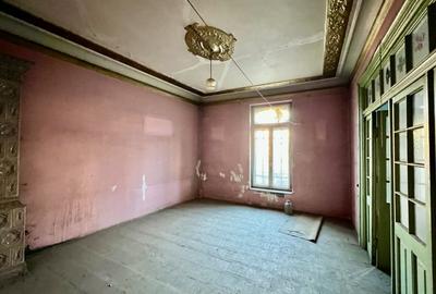 Casă individuală cu 35 camere cu Canalizare în Centrul Civic - 7