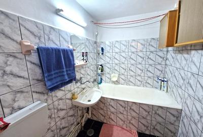 Apartament 2 camere, decomandat - 51 mp utili, zona Hotvon - 7