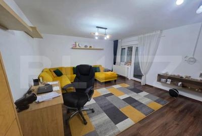 Apartament 3 camere, 74 mp, zona Micro 5 - 5