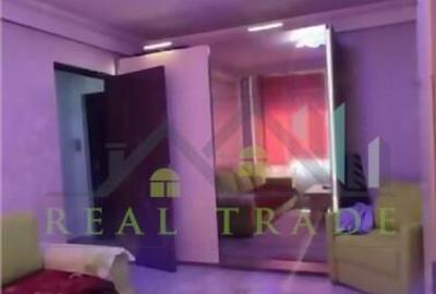 Garsonieră decomandată în Astra