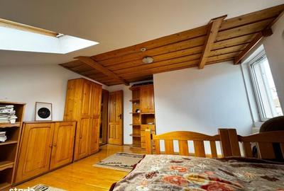 Casă individuală cu 5 camere cu Canalizare în Titulescu - 8