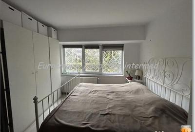 Apartament cu 2 camere decomandat în Casa de Cultură - 3