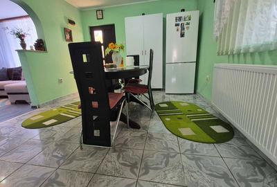 Casă cu 3 camere în Central - 1