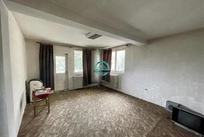 Casa de vanzare cu sup 308 mp, 254 mp teren, in 7 Noiembrie str. Pacii Casa de vanzare cu sup 308 mp, 254 mp teren, in 7 Noiembrie str. Pacii - 7