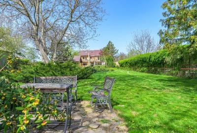 Vilă cu parc, piscină, jacuzzi și foișor, panouri fotovoltaice - 21