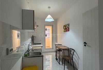 Garsonieră decomandată în Roșu - 8