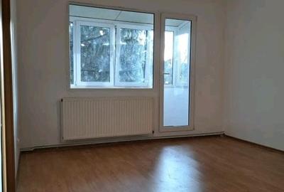 URGENT!Apartament 2 camere,zona Orizont 3000 - 6