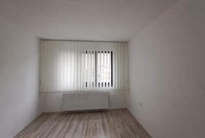 Spațiu comercial, în Unirii Nord - 4