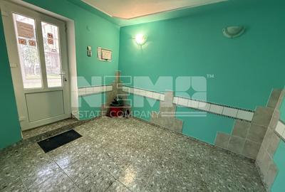 Spațiu comercial, de 45 mp, în Central - 1