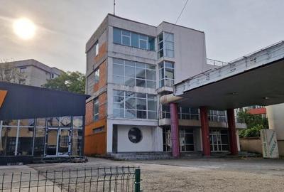 Mobil central Pitesti, pretabil diverse activitati Mobil central Pitesti, pretabil diverse activitati - 2