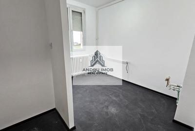 Apartament cu 2 camere decomandat în 1 Decembrie 1918 - 2