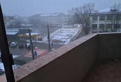 Apartament cu 4 camere decomandat în Central - 5