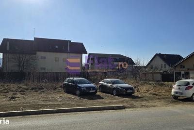 Teren de 978 mp, în Tractorul - 5