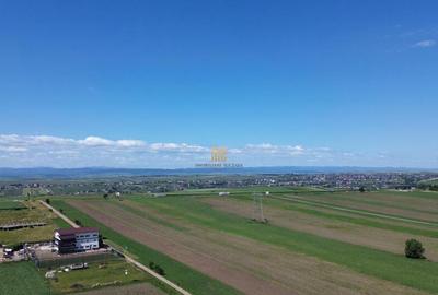 Teren de 36977 mp, în Central - 16