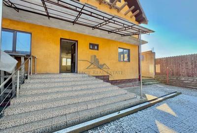 Casă individuală cu 12 camere cu Canalizare în Cristian - 3