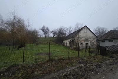 Casă cu 2 camere cu Teren 2086 Mp în Vărmaga - 4