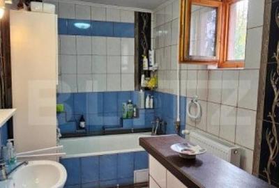 Casă cu 6 camere cu Teren 3000 Mp în Barcani - 10