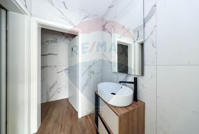 Spațiu comercial, de 78 mp, în Centrul Civic - 9