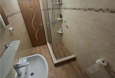 Apartament cu 3 camere în Central - 3