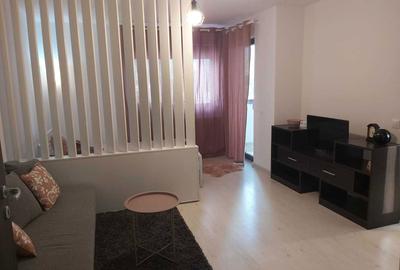 Garsonieră decomandată în Central - 2