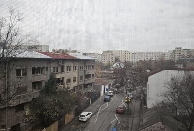 Semicentral, zona de case - 2