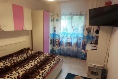 Apartament cu 3 camere decomandat în Călărași - 1