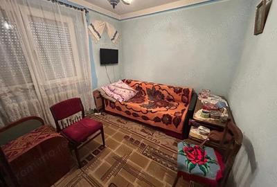 Apartament 3 camere, 47mp - Cugir - 1