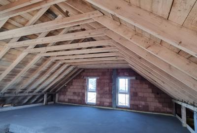 Casă individuală cu 4 camere cu Canalizare în Sud-Est - 22