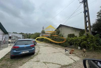 Cladire veche de vanzare in Saucesti Bacau - 11