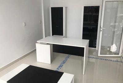Birou, 10 mp în Central